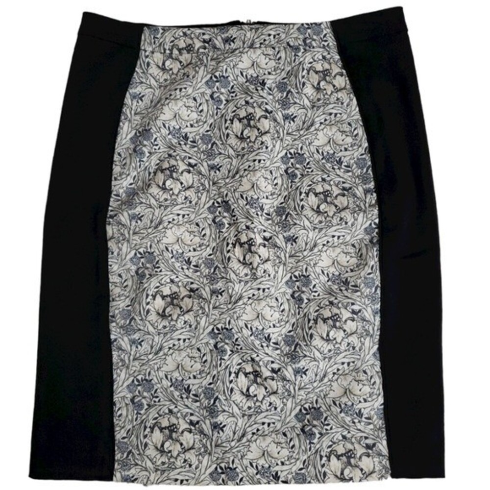 H&M Black and Cream Sofisticated Floral Pencil Skirt - Size 10